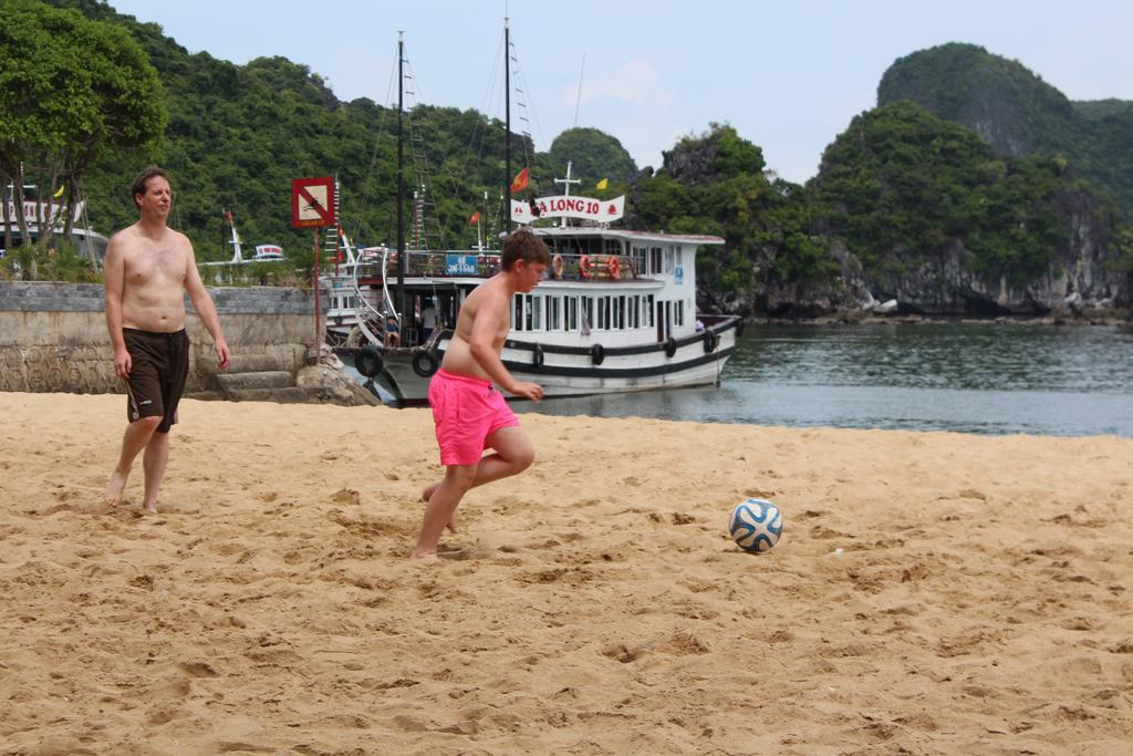 Thuy Duong Ha Long Hotel Dış mekan fotoğraf
